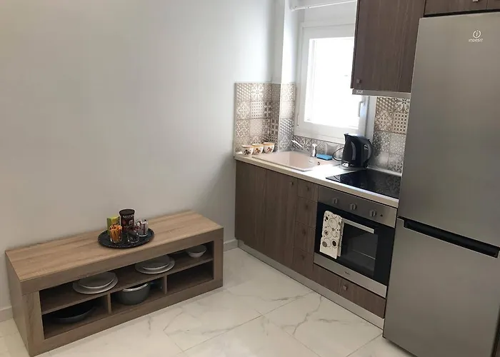 Filippou 13 Luxury Aprts With Balcony