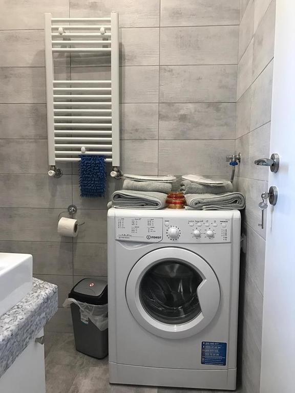 Filippou 13 Luxury Aprts With Balcony Appartamento Salonicco