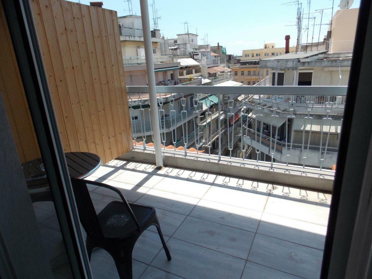 Filippou 13 Luxury Aprts With Balcony Appartamento Salonicco